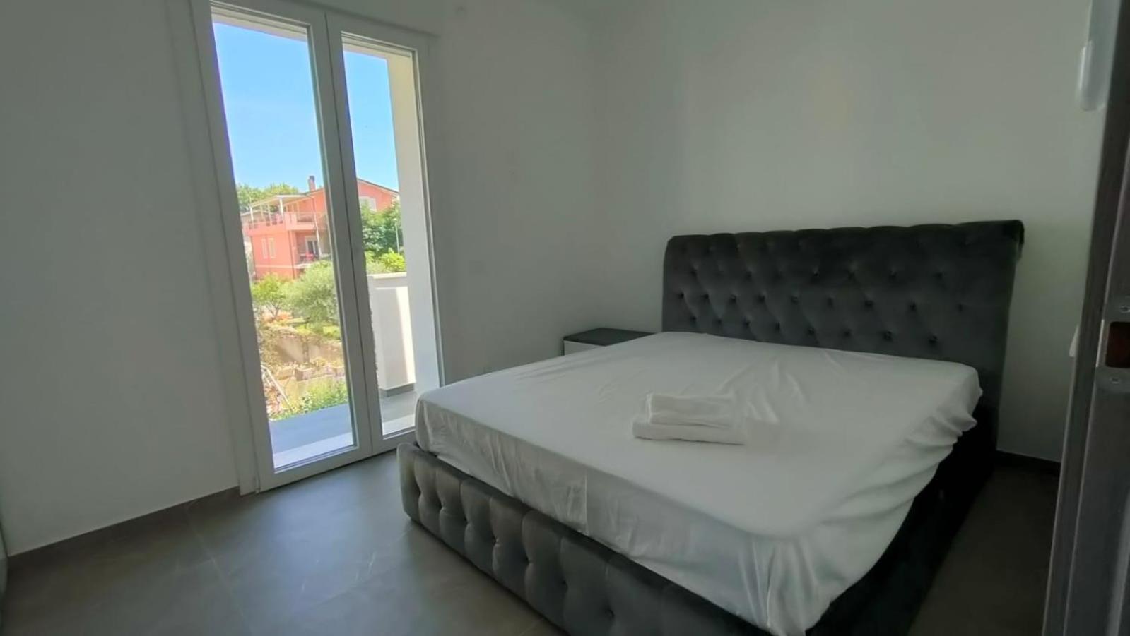 Villa Borghesi Suites Fronte Mare Rimini Ngoại thất bức ảnh