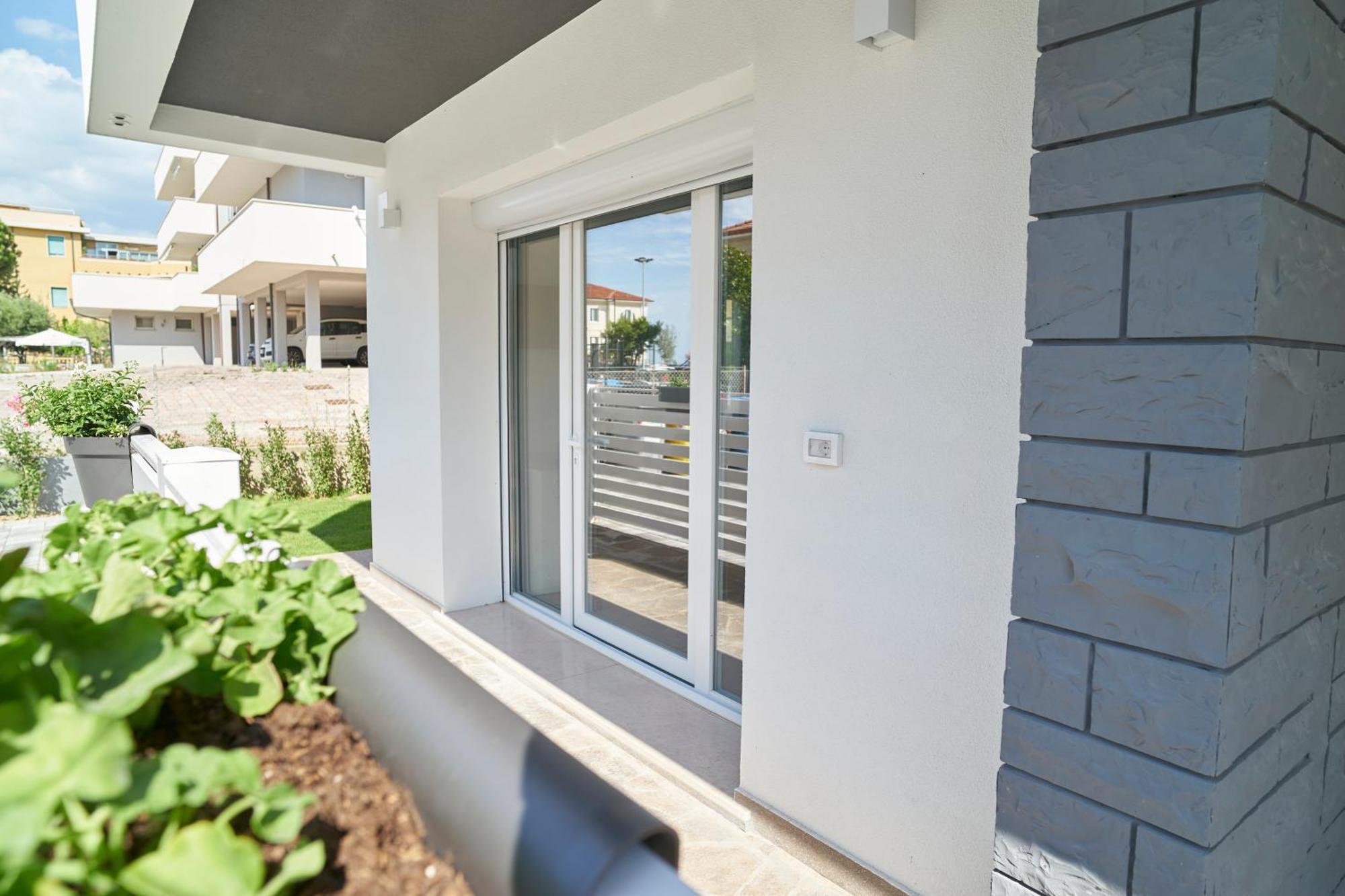 Villa Borghesi Suites Fronte Mare Rimini Ngoại thất bức ảnh