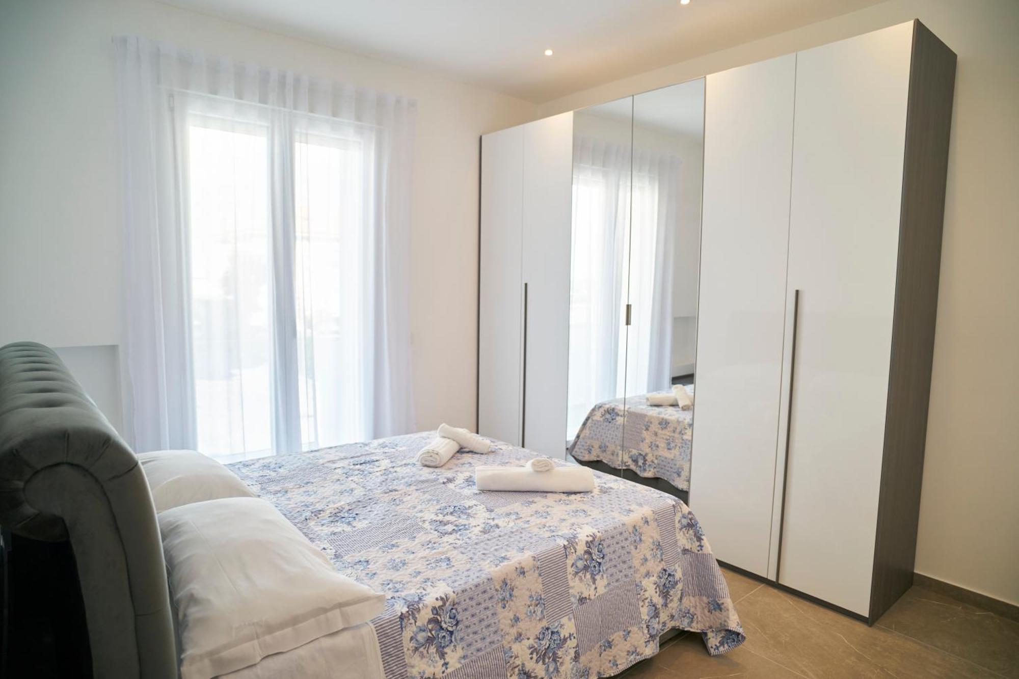 Villa Borghesi Suites Fronte Mare Rimini Ngoại thất bức ảnh